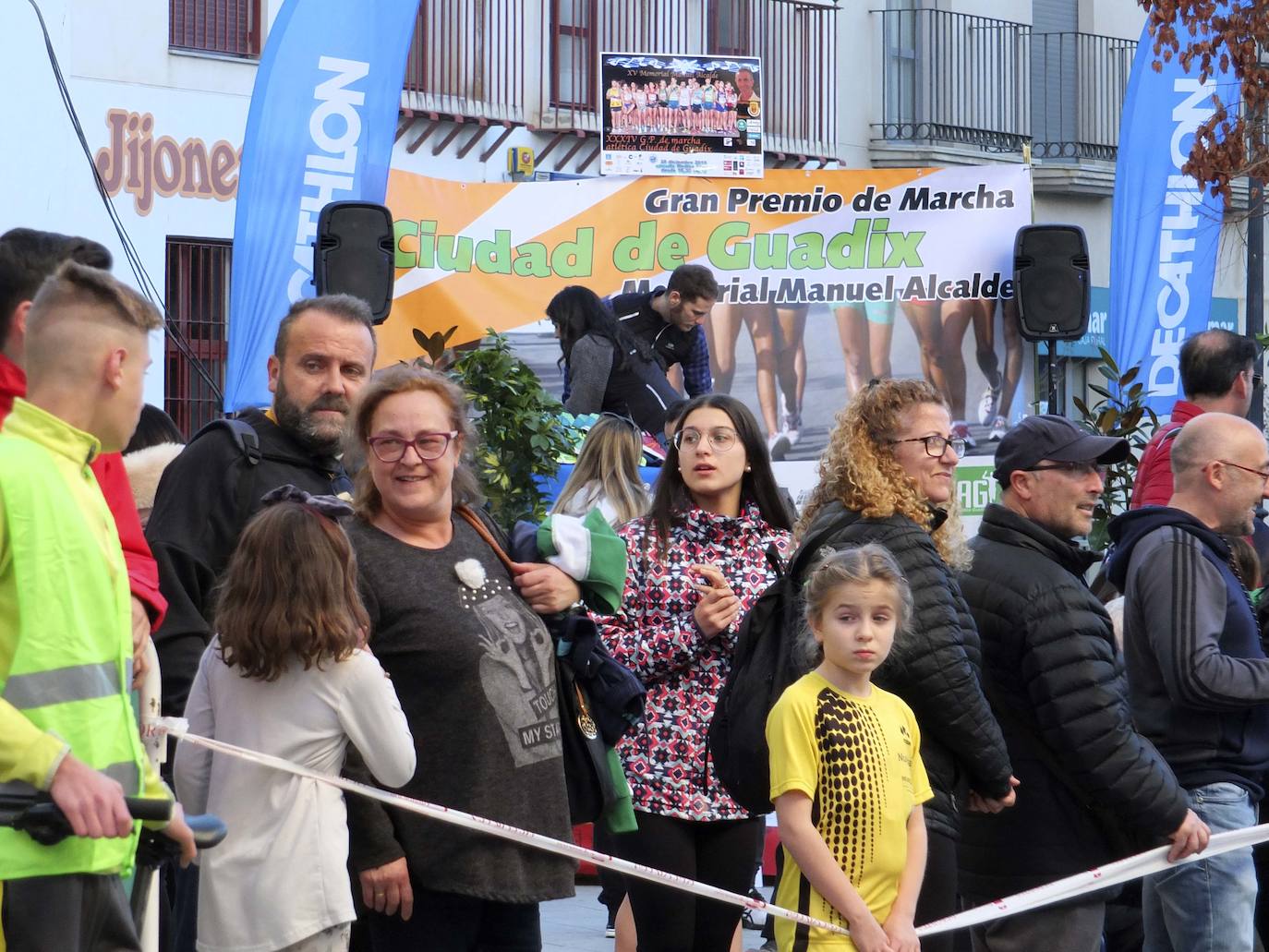 El accitano Alberto Amezcua (Juventud Guadix) y la onubense Laura García-Caro (Ciudad de Lepe) lograron este sábado la victoria en el XXXIV Gran Premio de Marcha Atlética Ciudad de Guadix