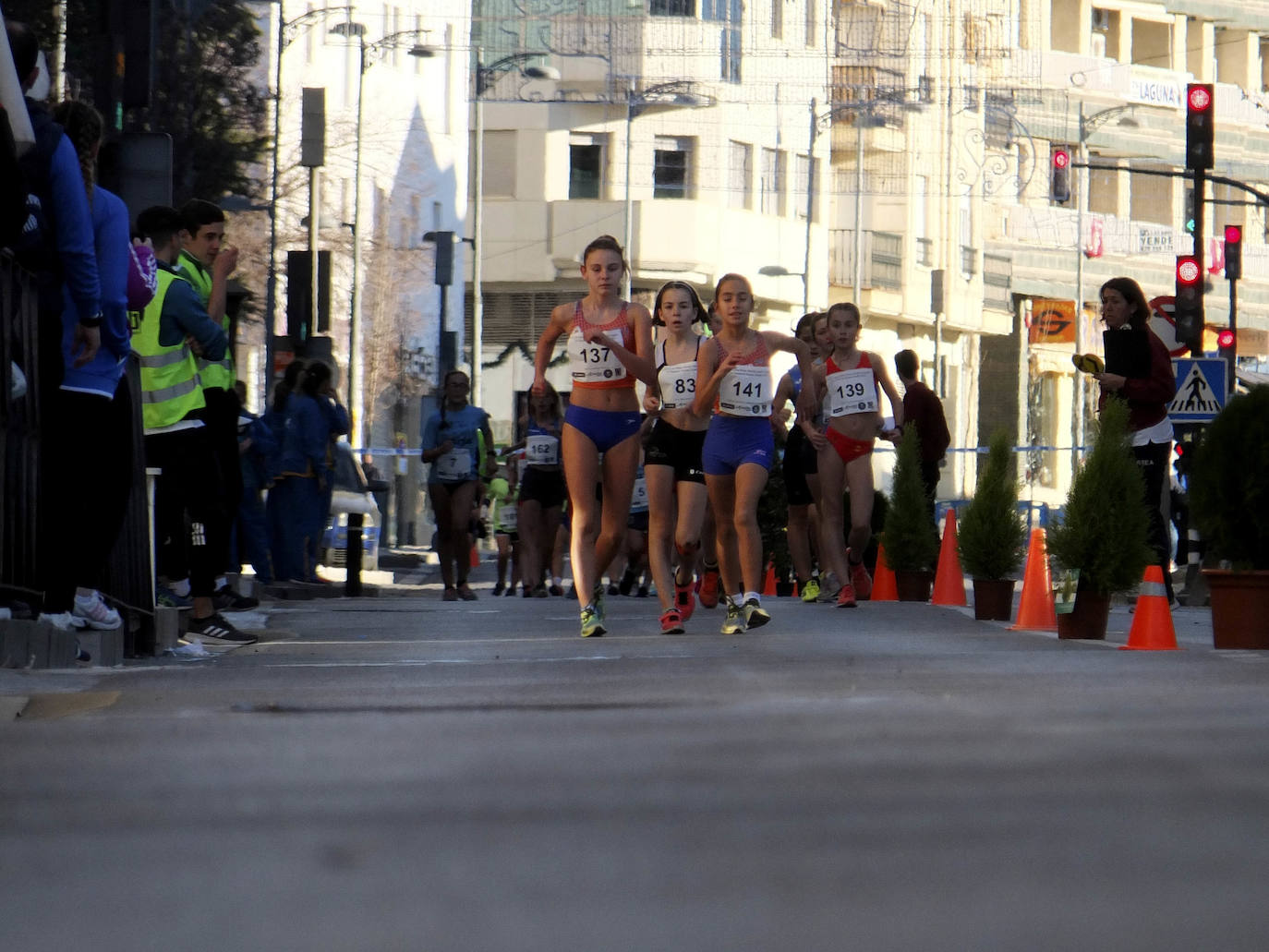 El accitano Alberto Amezcua (Juventud Guadix) y la onubense Laura García-Caro (Ciudad de Lepe) lograron este sábado la victoria en el XXXIV Gran Premio de Marcha Atlética Ciudad de Guadix