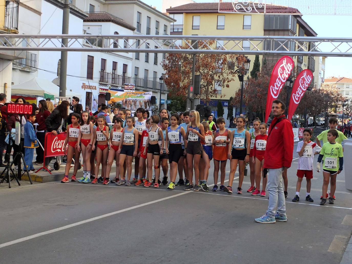 El accitano Alberto Amezcua (Juventud Guadix) y la onubense Laura García-Caro (Ciudad de Lepe) lograron este sábado la victoria en el XXXIV Gran Premio de Marcha Atlética Ciudad de Guadix