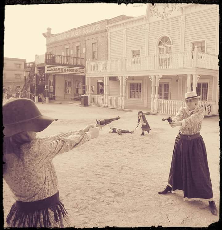 Fotos: Las actividades de la Fundación Museo Histórico Militar de Granada