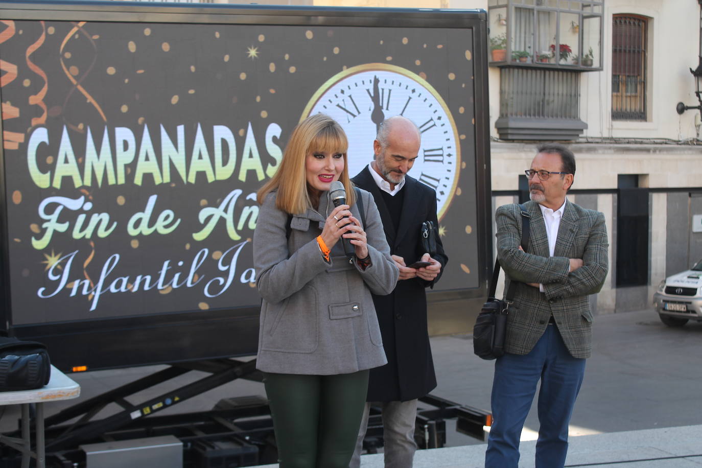 Los niños se han reunido en la capital para celebrar con gominolas la llegada de 2020 