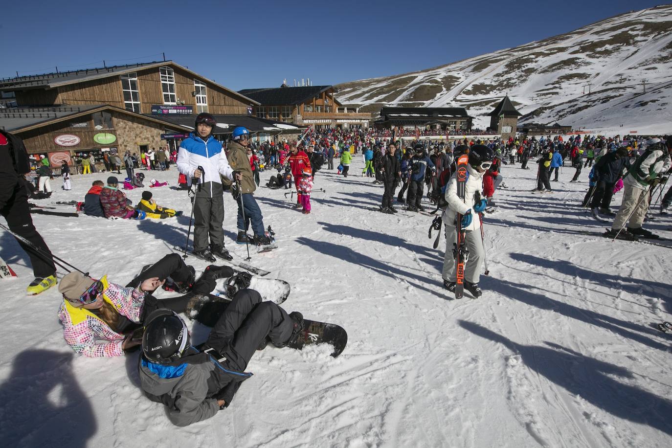 Unas 7.500 personas celebran el Año Nuevo en Sierra Nevada