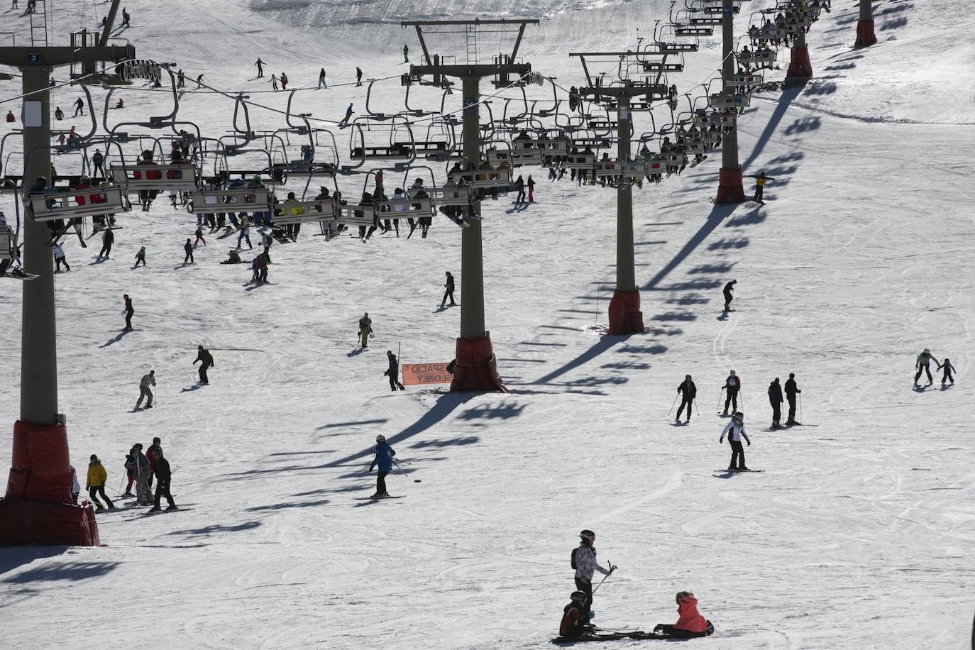 Unas 7.500 personas celebran el Año Nuevo en Sierra Nevada