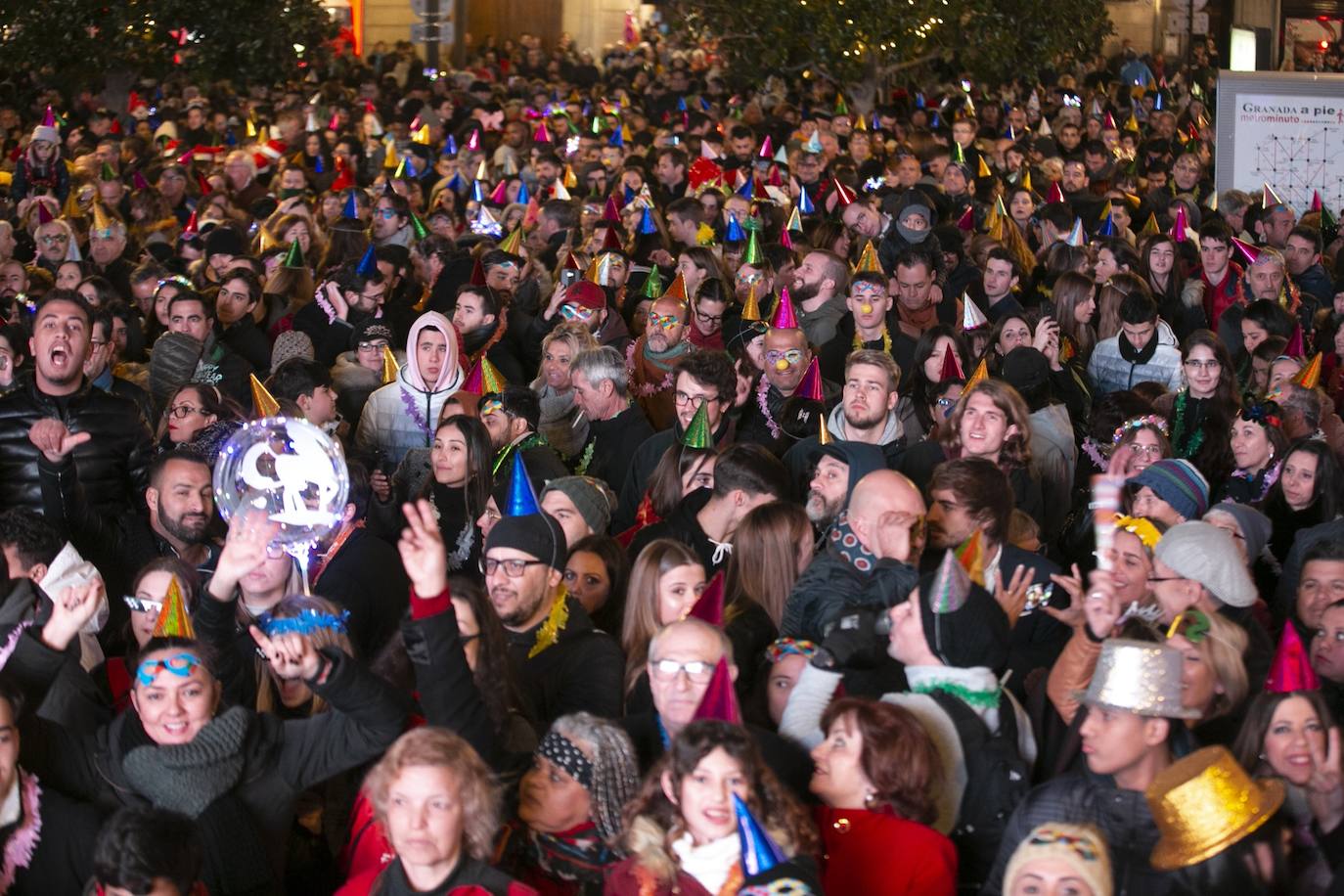 Miles de personas dsifrutaron de la Nochevieja en la capital