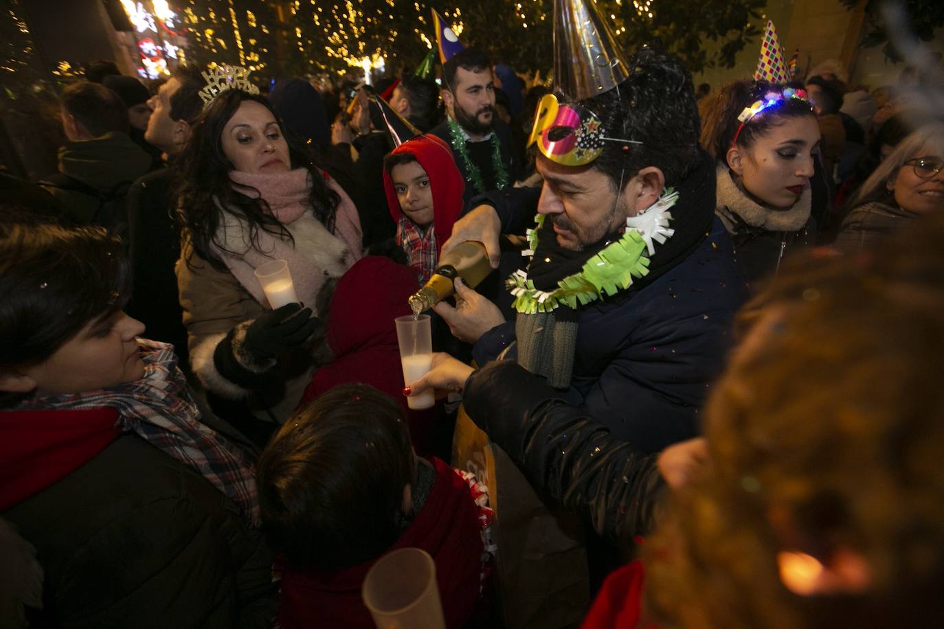 Miles de personas dsifrutaron de la Nochevieja en la capital