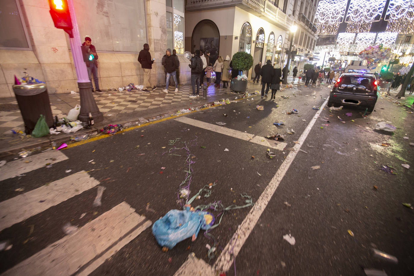 Miles de personas dsifrutaron de la Nochevieja en la capital