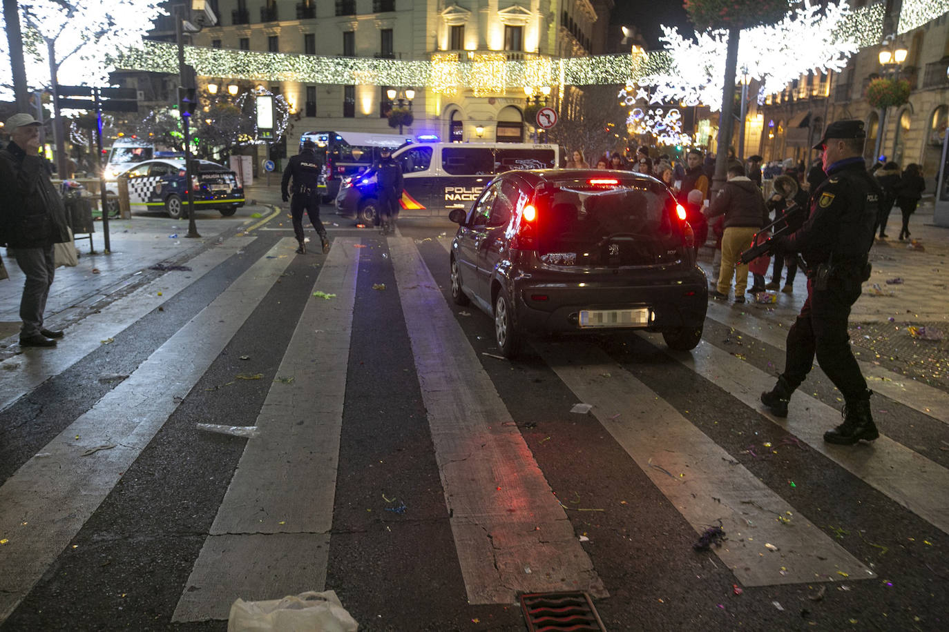 Miles de personas dsifrutaron de la Nochevieja en la capital