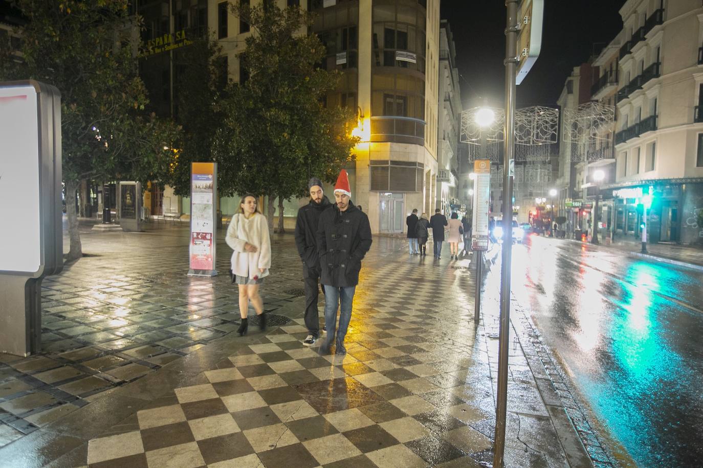 Miles de personas dsifrutaron de la Nochevieja en la capital