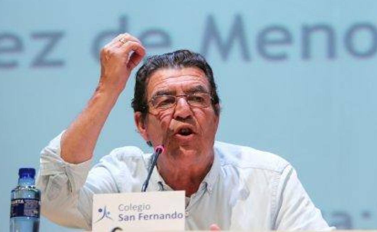 Juez Calatayud: «¿Cómo se motiva a un hijo? ¡Si no estudias, a trabajar! La meditación no suele funcionar»