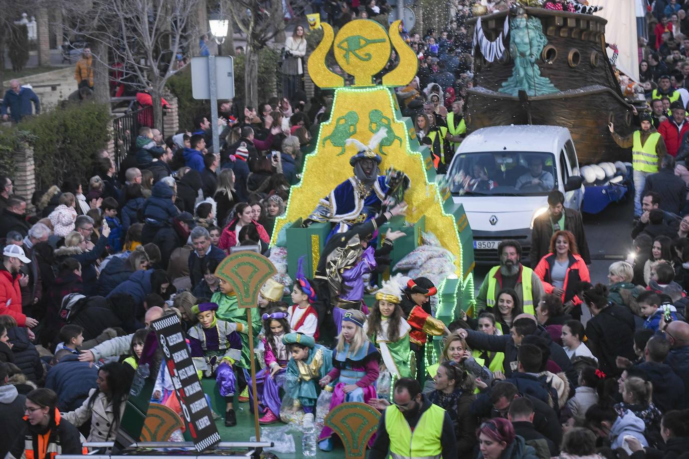 El desfile de los Reyes por Armilla