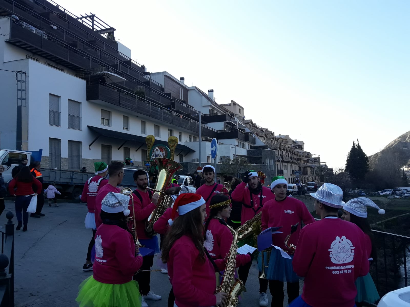 Monachil recibe a Sus Majestades