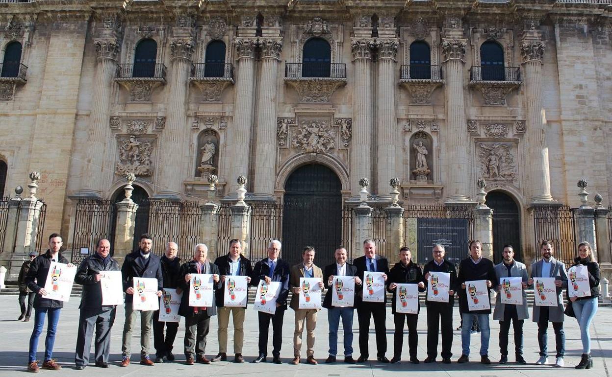 Acto de presentación de la Carrera Urbana Internacional Noche de San Antón. 
