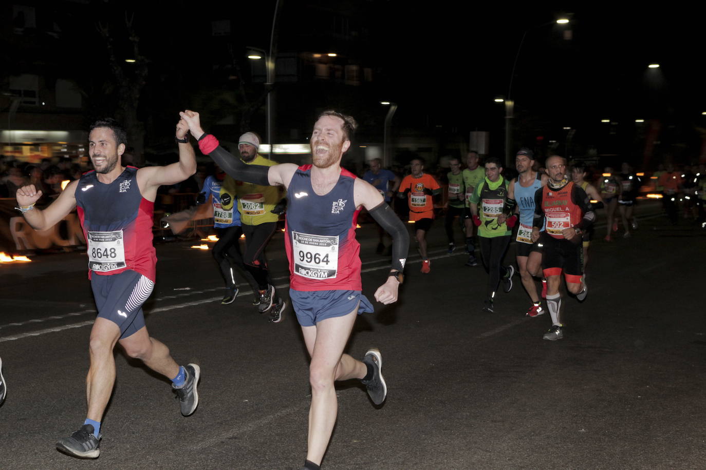 Corredores de la San Antón, en el tramo final. 
