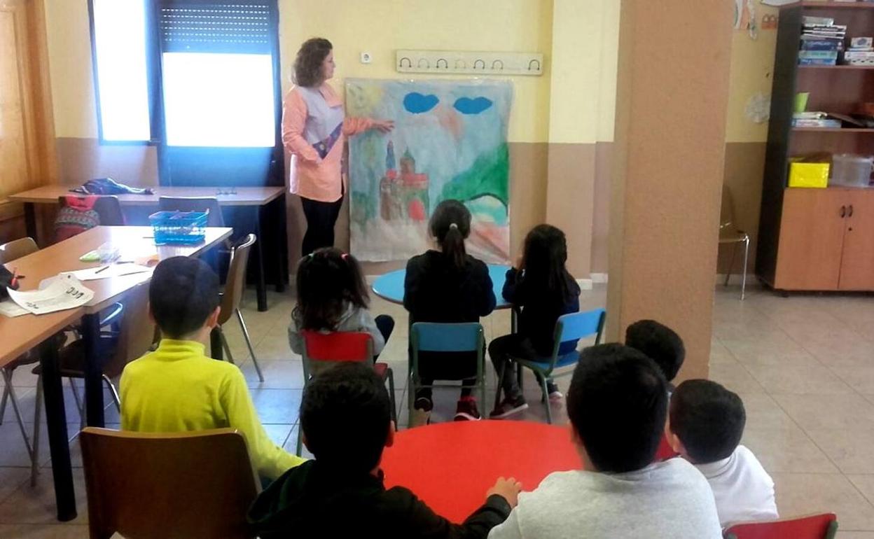 Más de 2.000 menores de 54 municipios se benefician este año de las guarderías temporeras