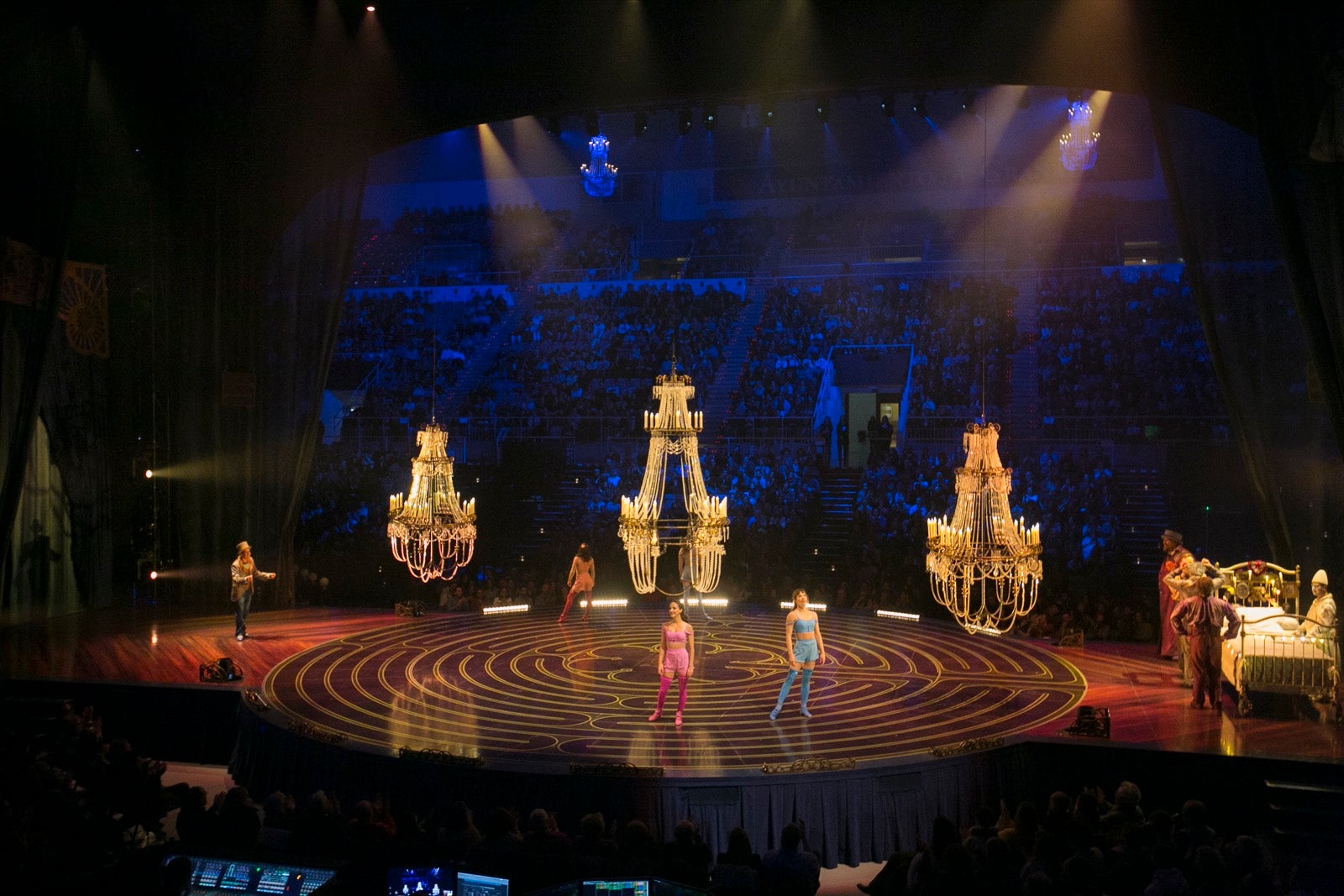 Extraordinaria acogida granadina a la compañía canadiense en su primera actuación en España