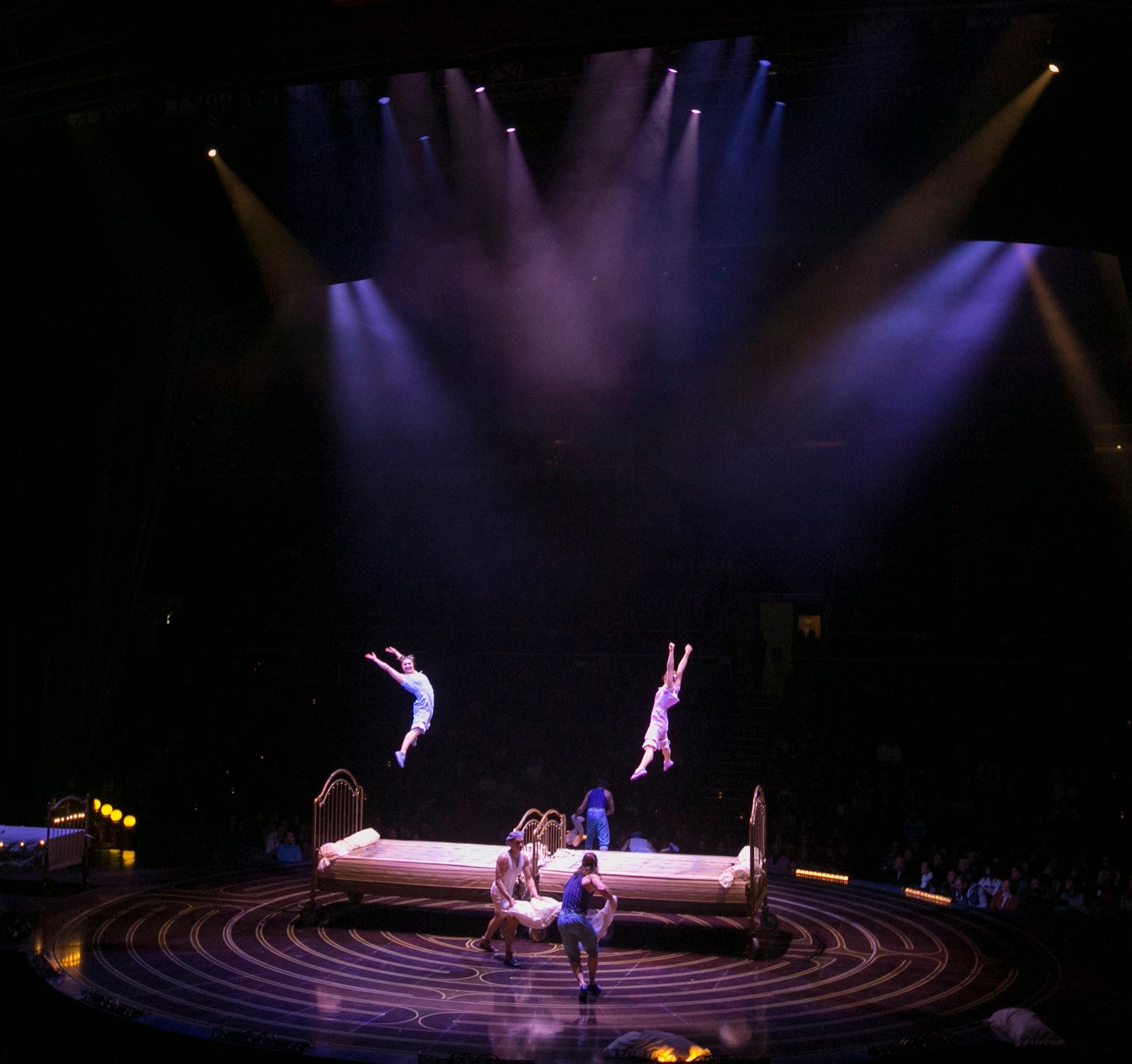 Extraordinaria acogida granadina a la compañía canadiense en su primera actuación en España