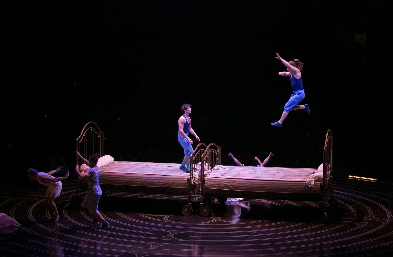 Extraordinaria acogida granadina a la compañía canadiense en su primera actuación en España