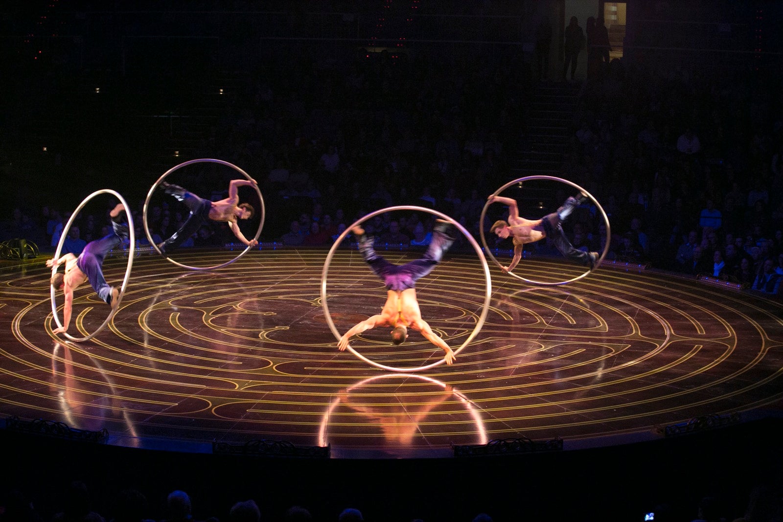 Extraordinaria acogida granadina a la compañía canadiense en su primera actuación en España