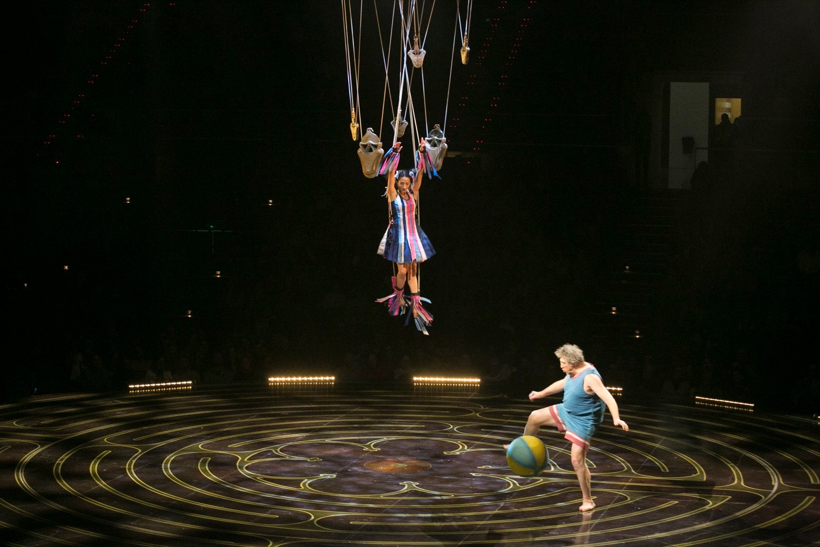 Extraordinaria acogida granadina a la compañía canadiense en su primera actuación en España