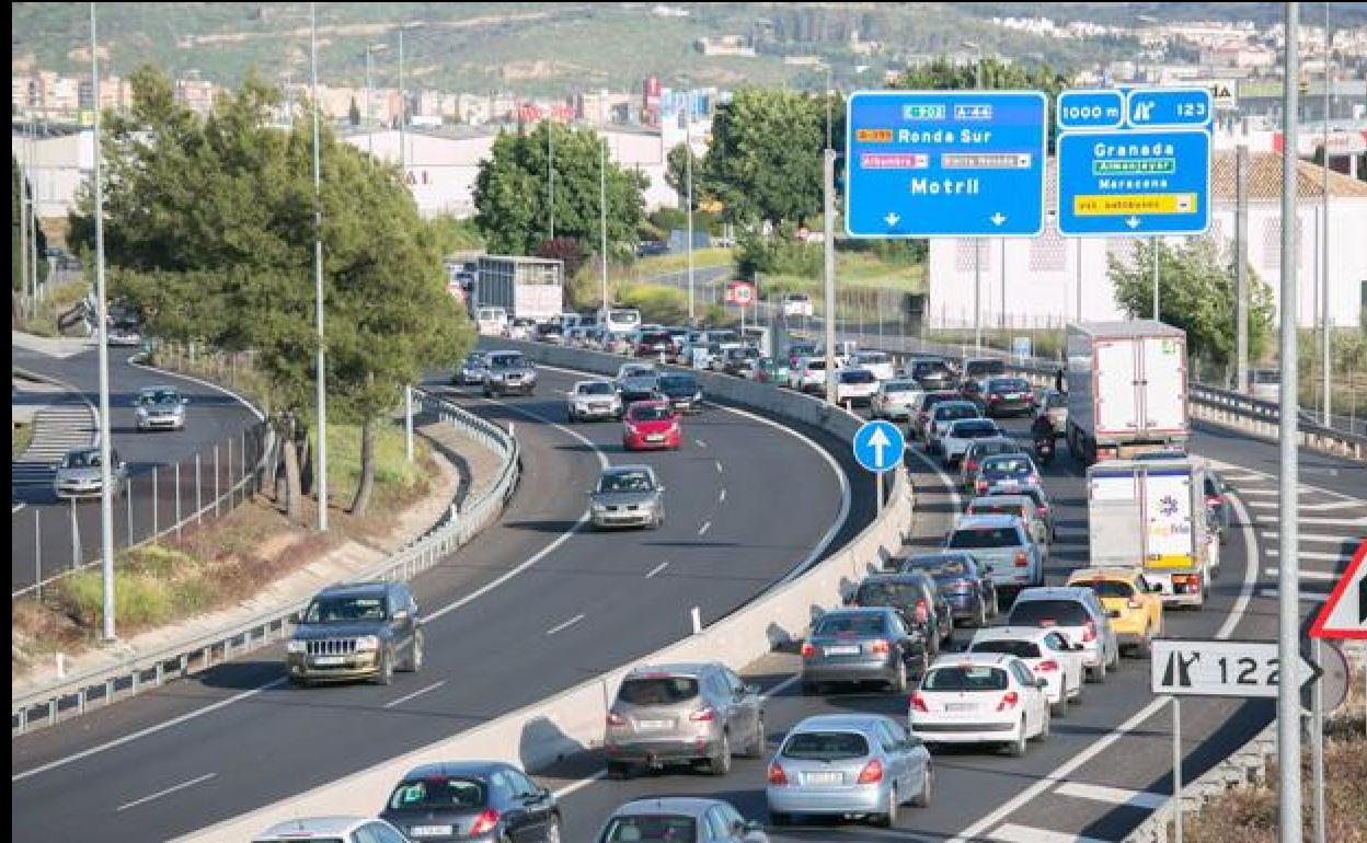 Circunvalación de Granada | La velocidad máxima en la A-44 se reduce a partir del próximo lunes