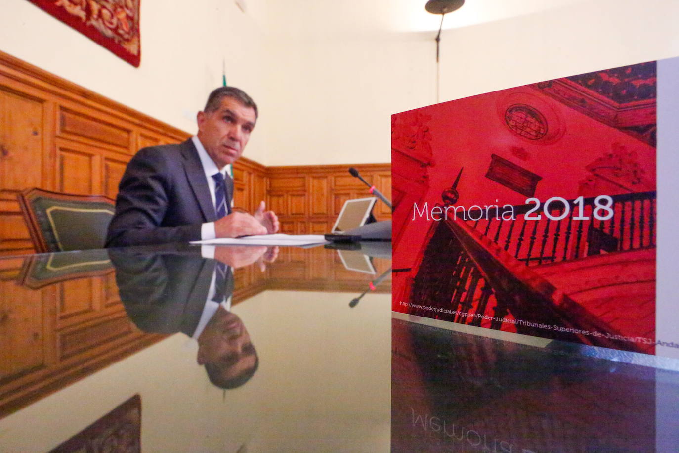 El presidente del Tribunal Superior de Justicia de Andalucía, Lorenzo del Río, durante la presentación de la última memoria. 