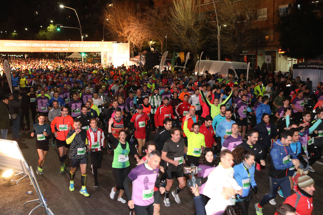 Gran ambiente en la carrera de San Antón de Jaén