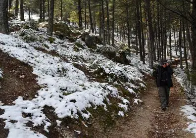 Imagen secundaria 1 - Nieve en Granada | Dónde ir de excursión alrededor de Granada