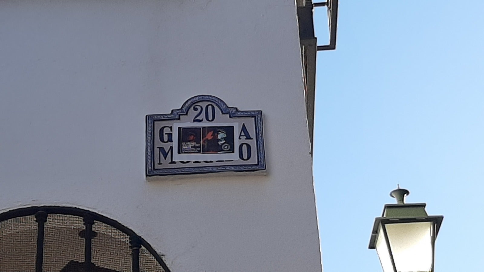 Aún quedan en la ciudad de Granada vestigios de tiempos de la dictadura franquista