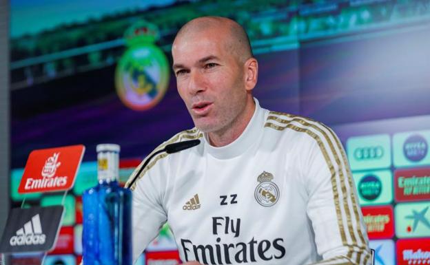 Zinedine Zidane, en rueda de prensa. 