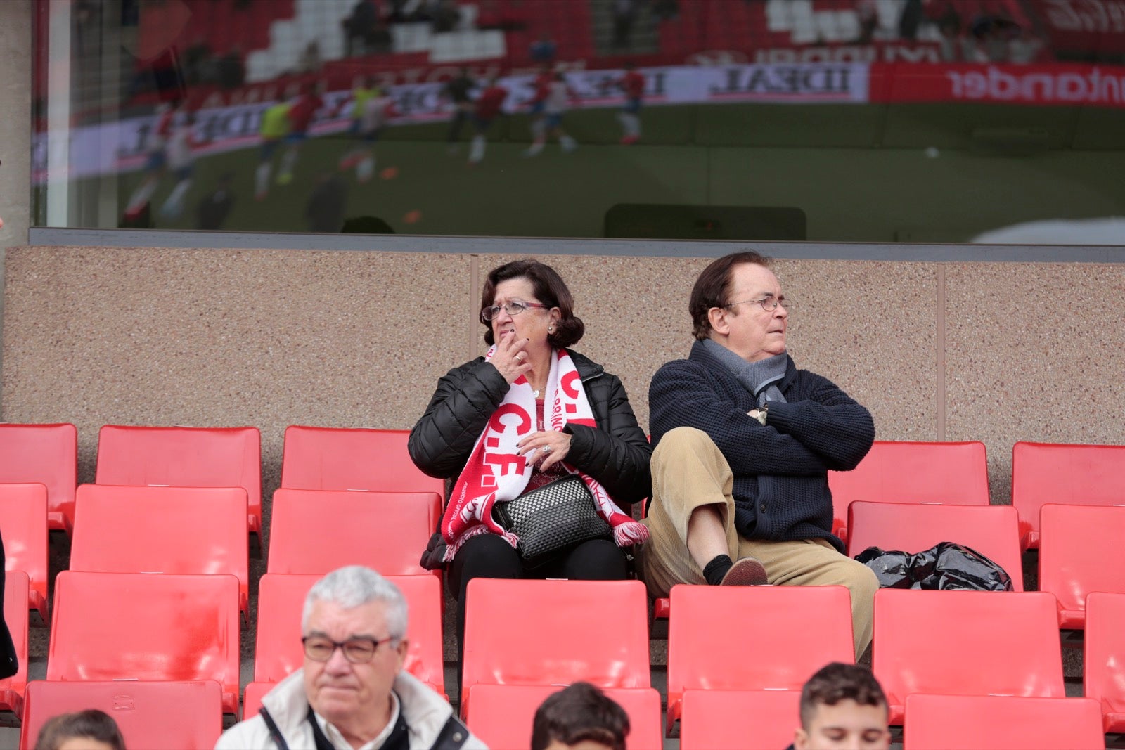 ¿Has estado en el choque de este mediodía en el campo del Zaidín? Aquí te puedes buscar