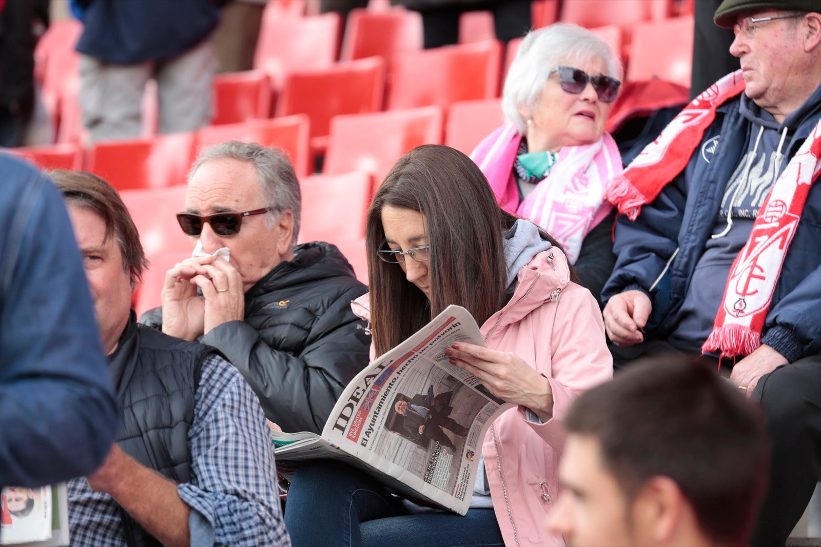 ¿Has estado en el choque de este mediodía en el campo del Zaidín? Aquí te puedes buscar