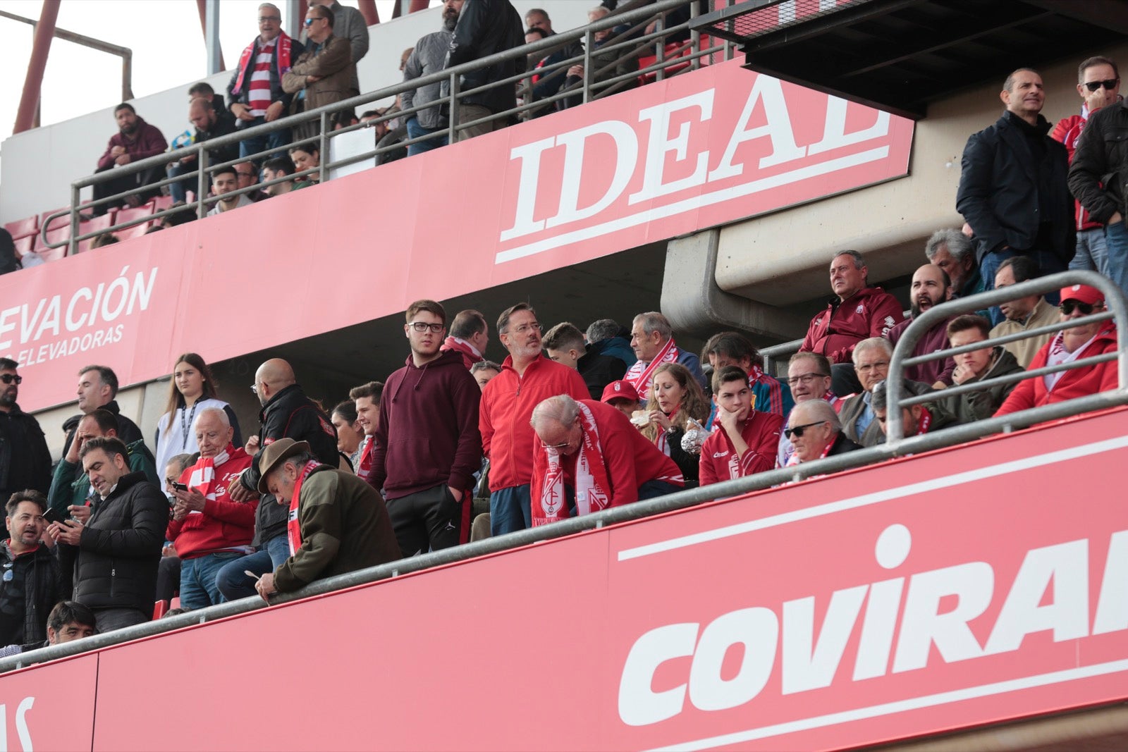 ¿Has estado en el choque de este mediodía en el campo del Zaidín? Aquí te puedes buscar