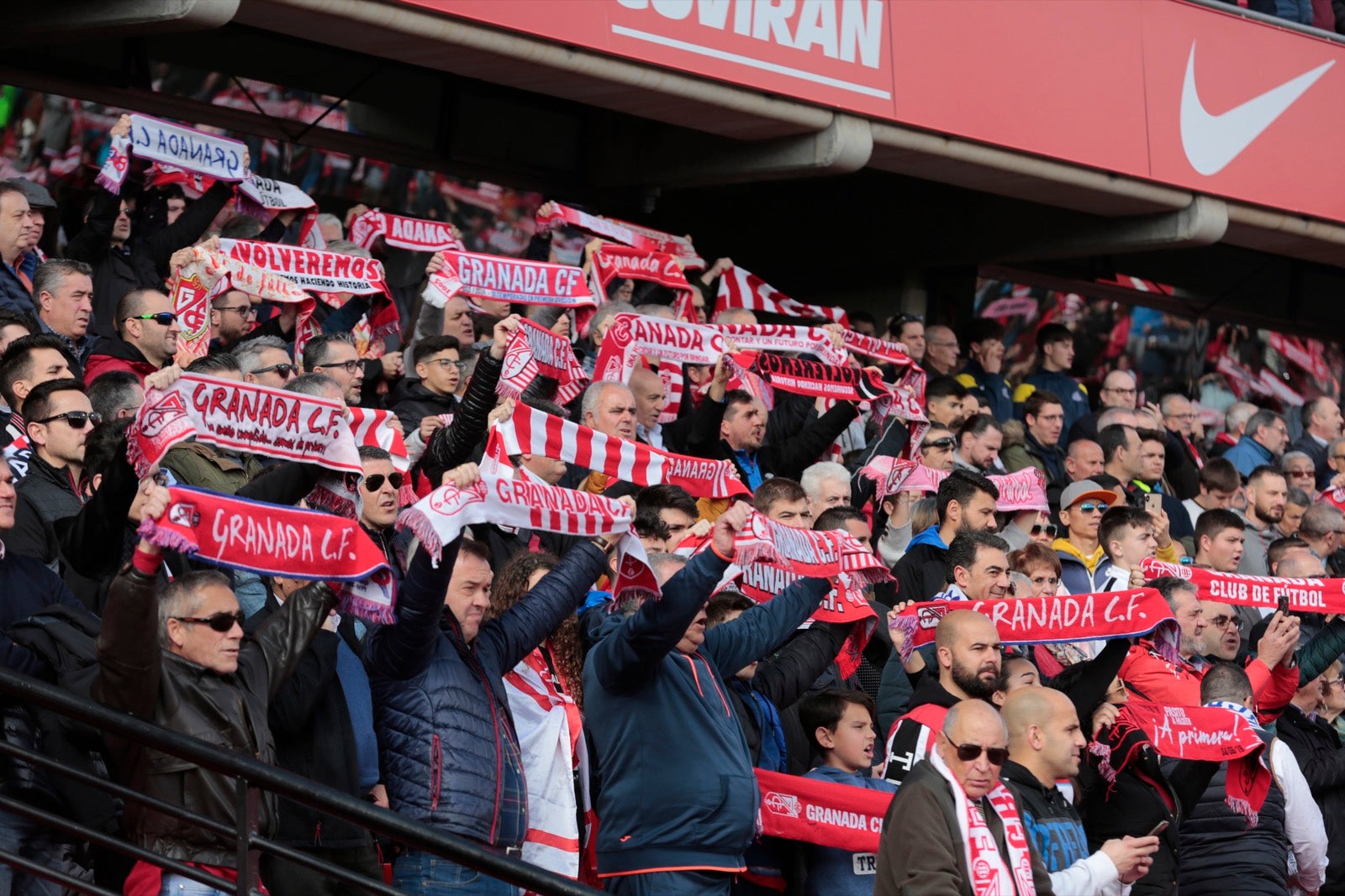¿Has estado en el choque de este mediodía en el campo del Zaidín? Aquí te puedes buscar