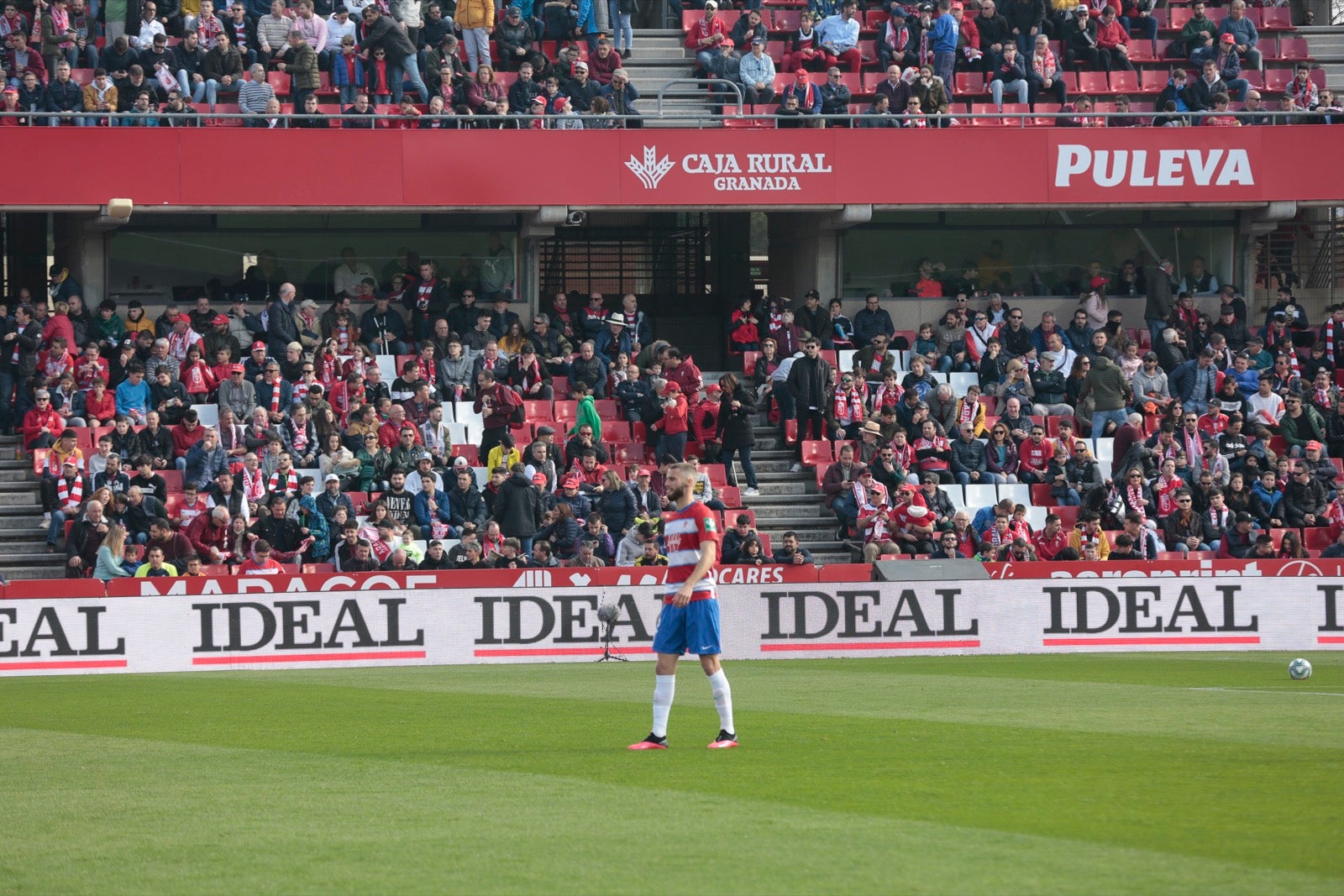 ¿Has estado en el choque de este mediodía en el campo del Zaidín? Aquí te puedes buscar