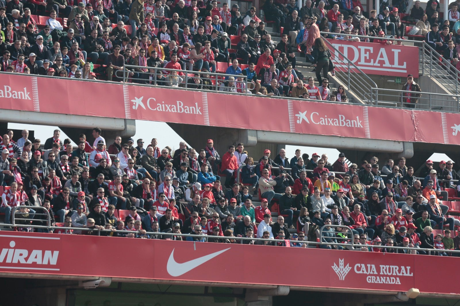 ¿Has estado en el choque de este mediodía en el campo del Zaidín? Aquí te puedes buscar