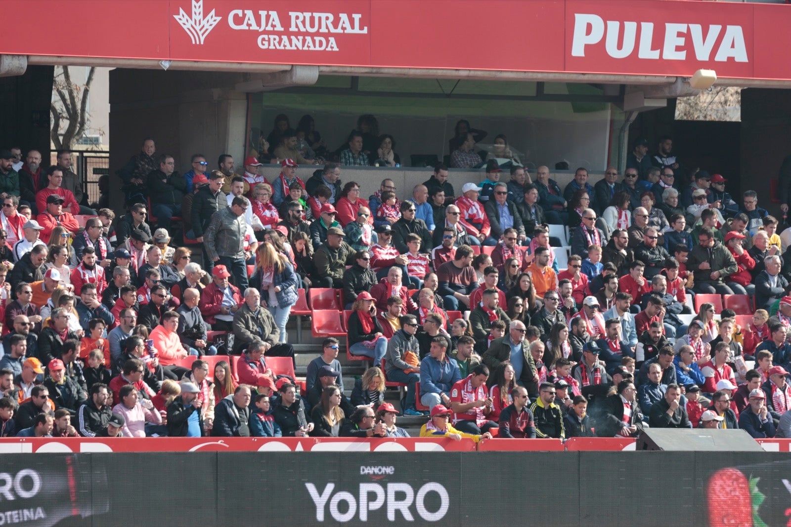 ¿Has estado en el choque de este mediodía en el campo del Zaidín? Aquí te puedes buscar