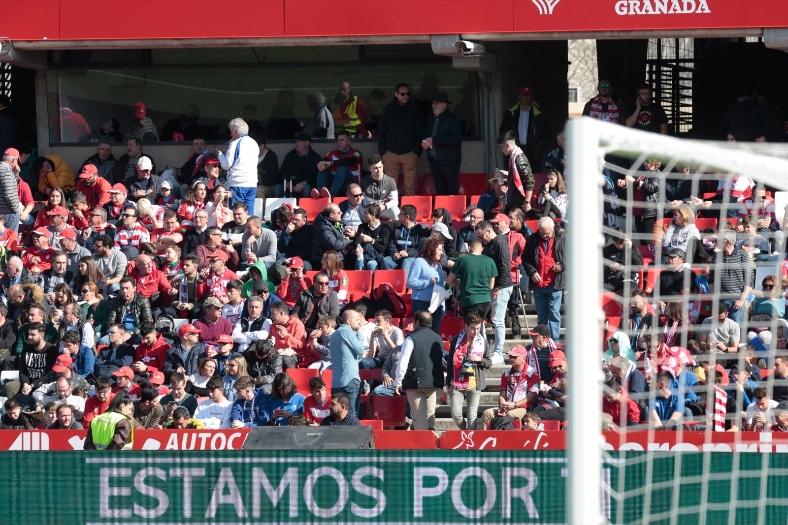 ¿Has estado en el choque de este mediodía en el campo del Zaidín? Aquí te puedes buscar