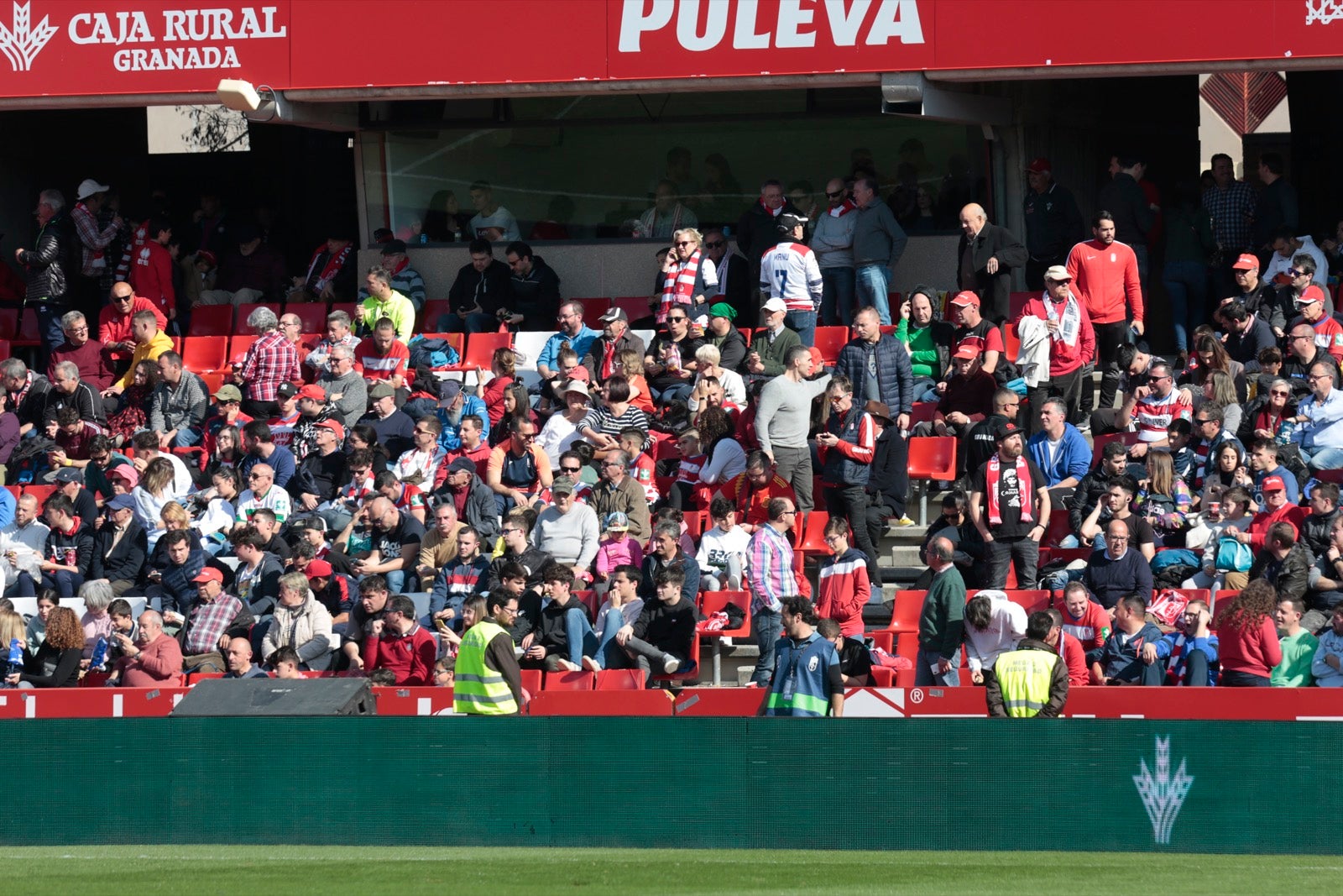 ¿Has estado en el choque de este mediodía en el campo del Zaidín? Aquí te puedes buscar