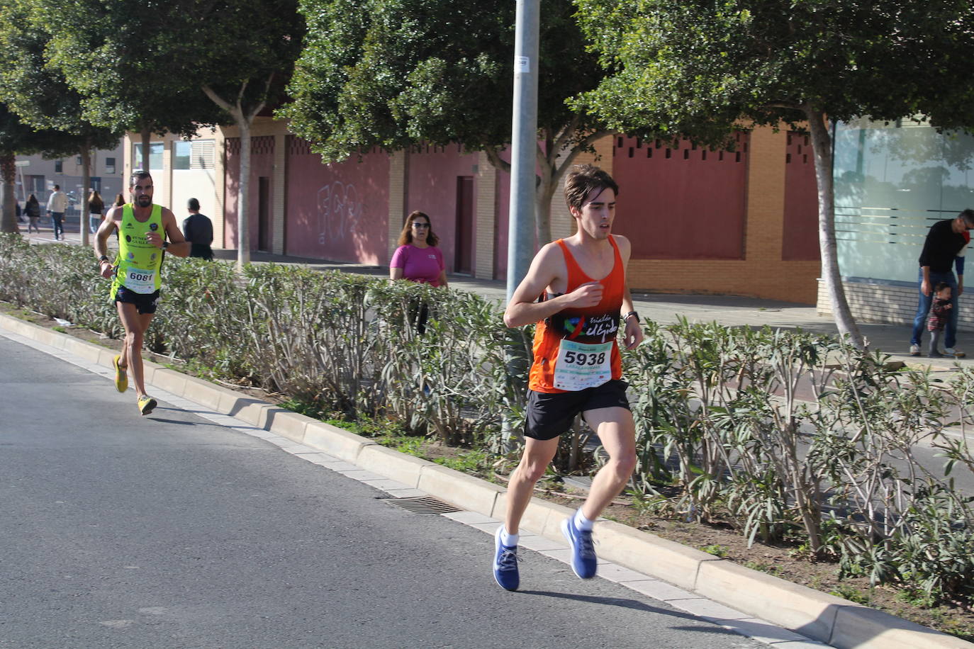 Aquí puedes verte en la carrera de este domingo si has sido uno de los participantes