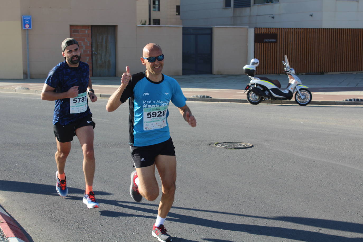 Aquí puedes verte en la carrera de este domingo si has sido uno de los participantes