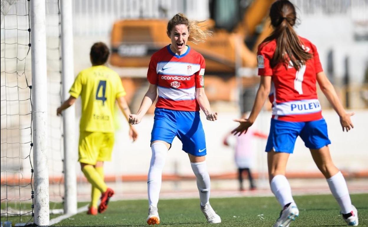La capitana Lauri celebra con rabia el único gol en el partido. 