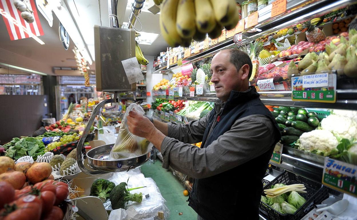 Una frutería en Bilbao.