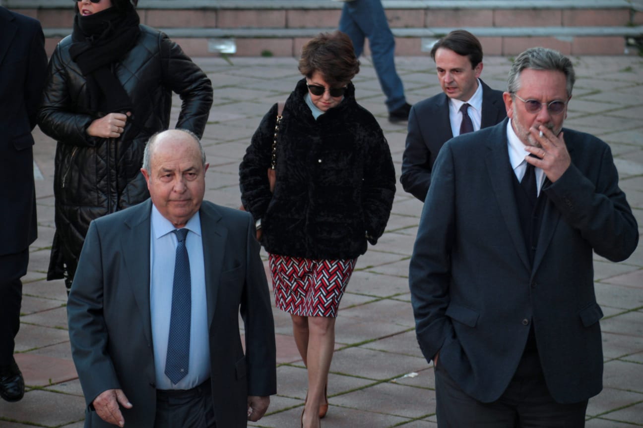 José Torres Hurtado, junto a varios de los concejales de su etapa en el gobierno municipal, a su llegada a La Caleta