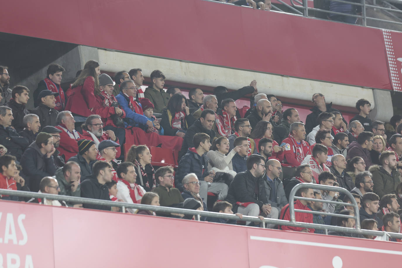 ¿Has estado en el partido entre Granada y Valencia? Aquí te puedes ver en tu localidad