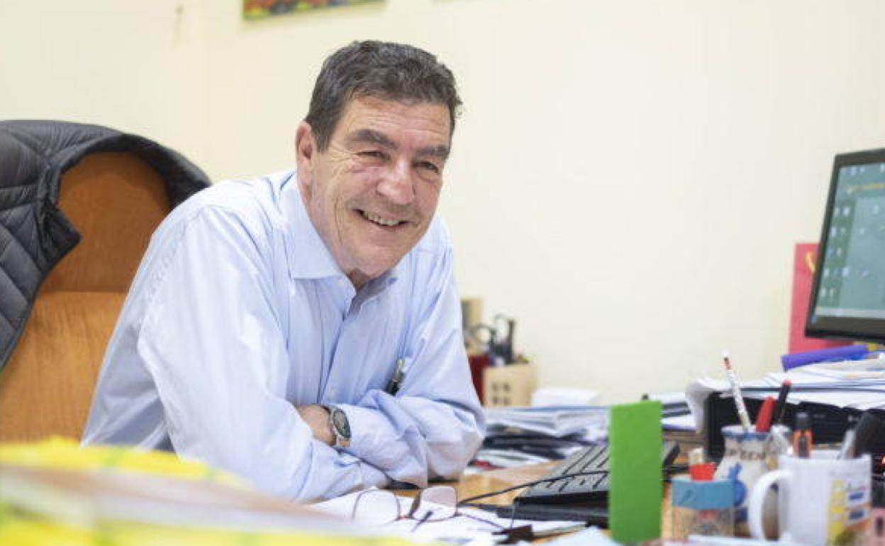 Juez Calatayud: «Menos mal que se me ocurrió copiar en un examen de la carrera, porque eso me invalida para ser ministro»