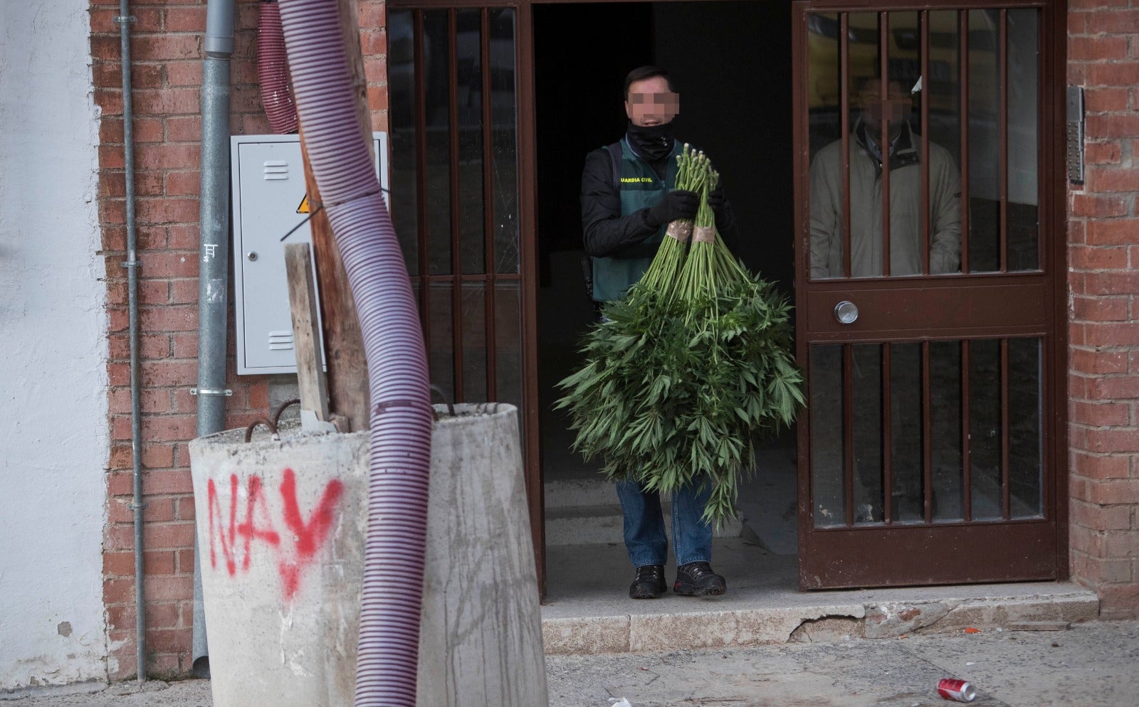 La Guardia Civil ha practicado varios registros en la provincia y hay más de una veintena de detenidos