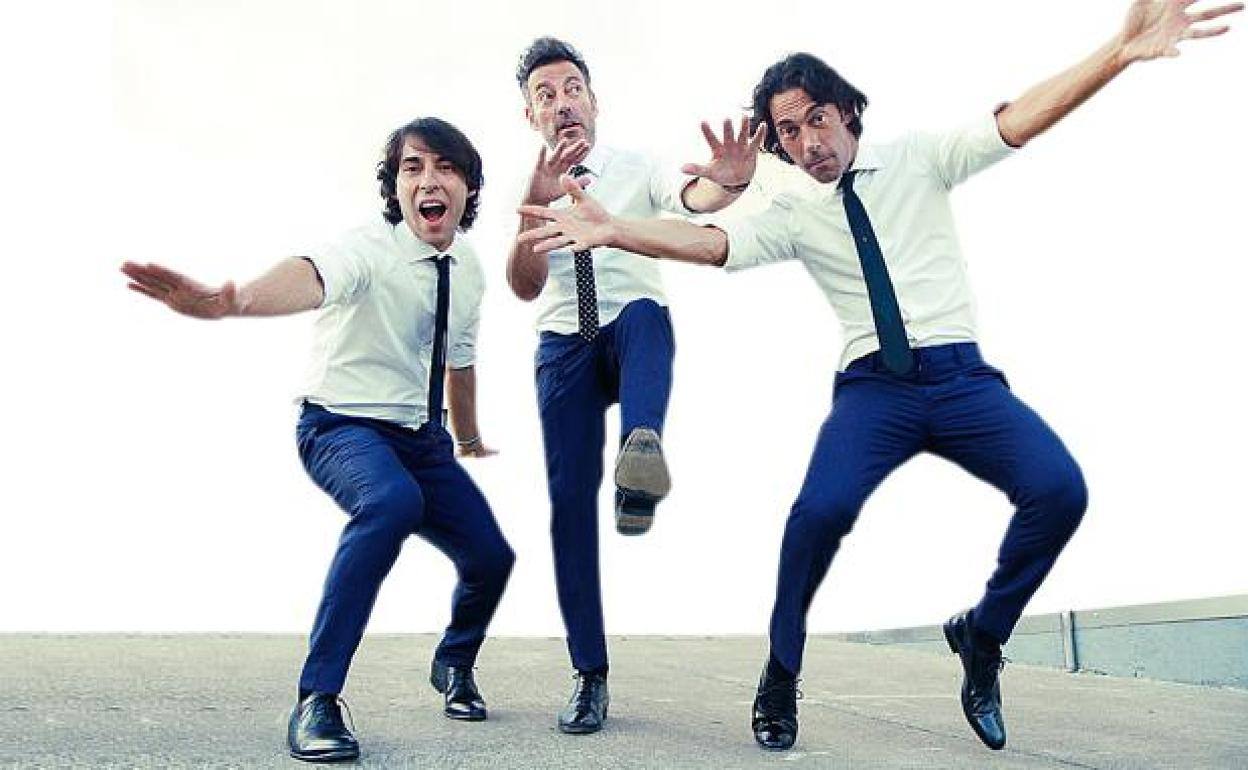 El trío Café Quijano actúa hoy domingo 9 en Granada.