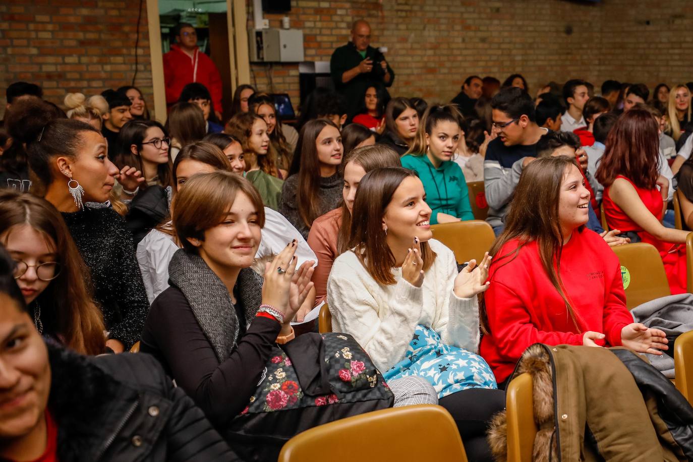 Fotos: Una madrugada de Oscar en el colegio CajaGranada