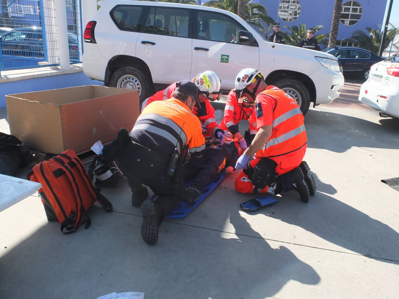 El Parque de las Almadrabillas acoge un multitudinario acto conmemorativo del Día Europeo del Servicio de Emergencias