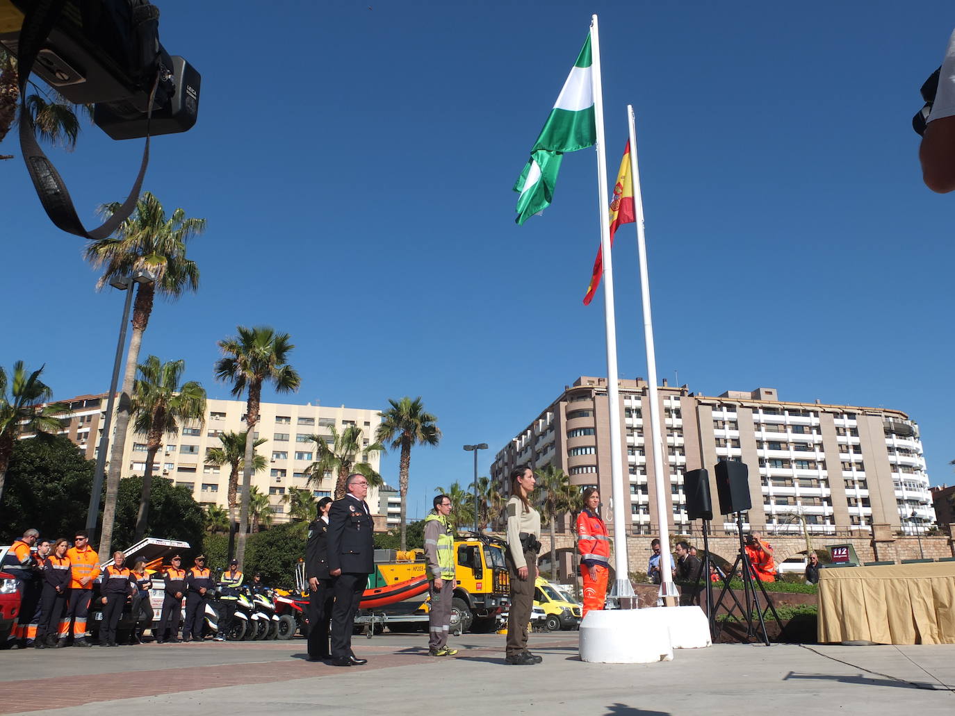 El Parque de las Almadrabillas acoge un multitudinario acto conmemorativo del Día Europeo del Servicio de Emergencias